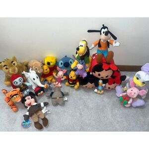 Huge lot of Disney stuffed animals plush 23+ Vintage Fun Clean Toys Plush‎ Cute!